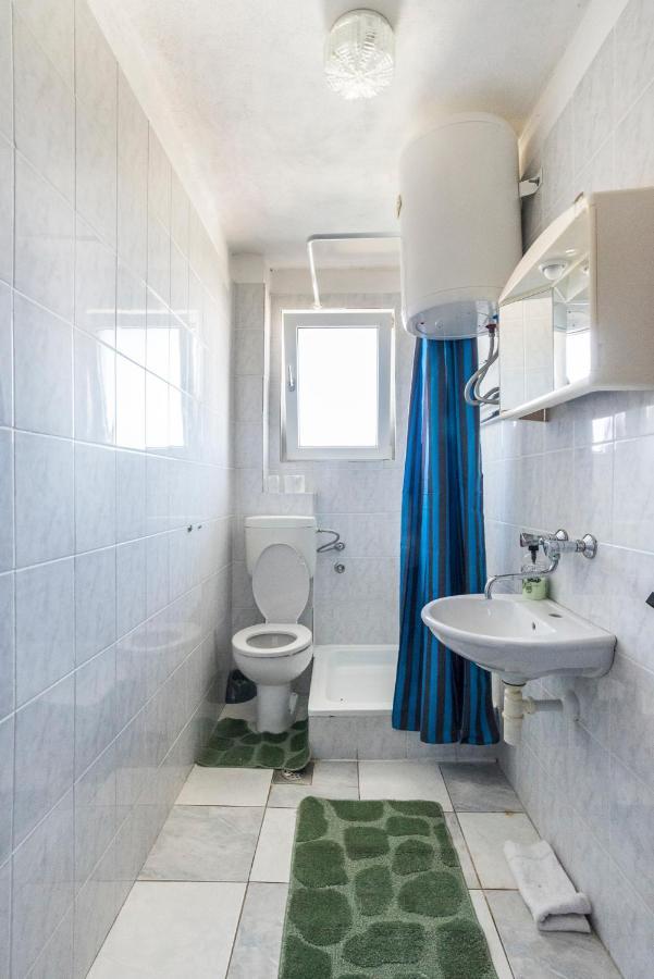 Studios Kastel Buje Bagian luar foto