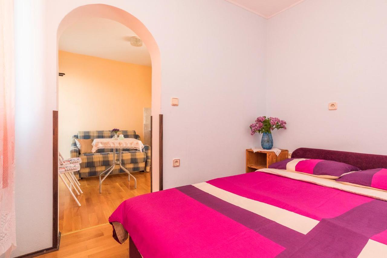 Studios Kastel Buje Bagian luar foto