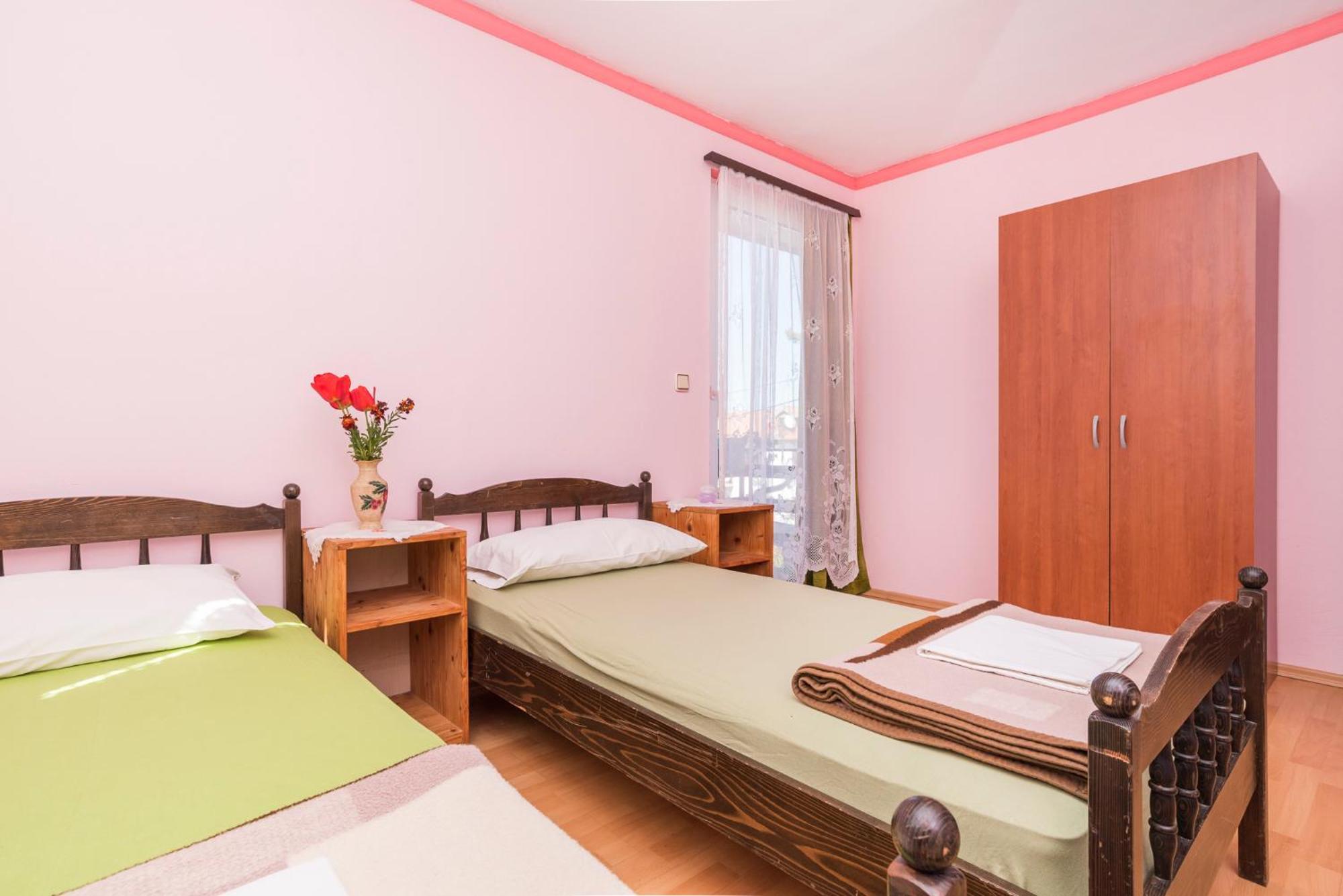 Studios Kastel Buje Bagian luar foto
